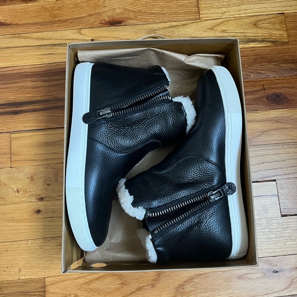 Kenneth Cole Gentle Souls Women’s Ankle Leather and Shearling Lined Boots - Picture 9 of 10